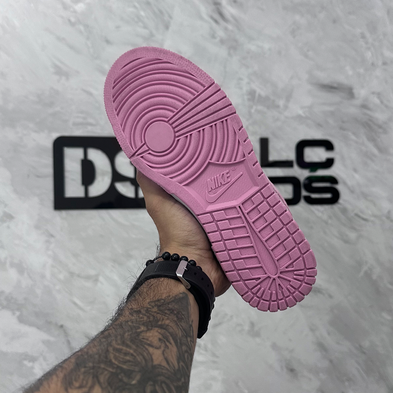 Dunk Low SB Rosa