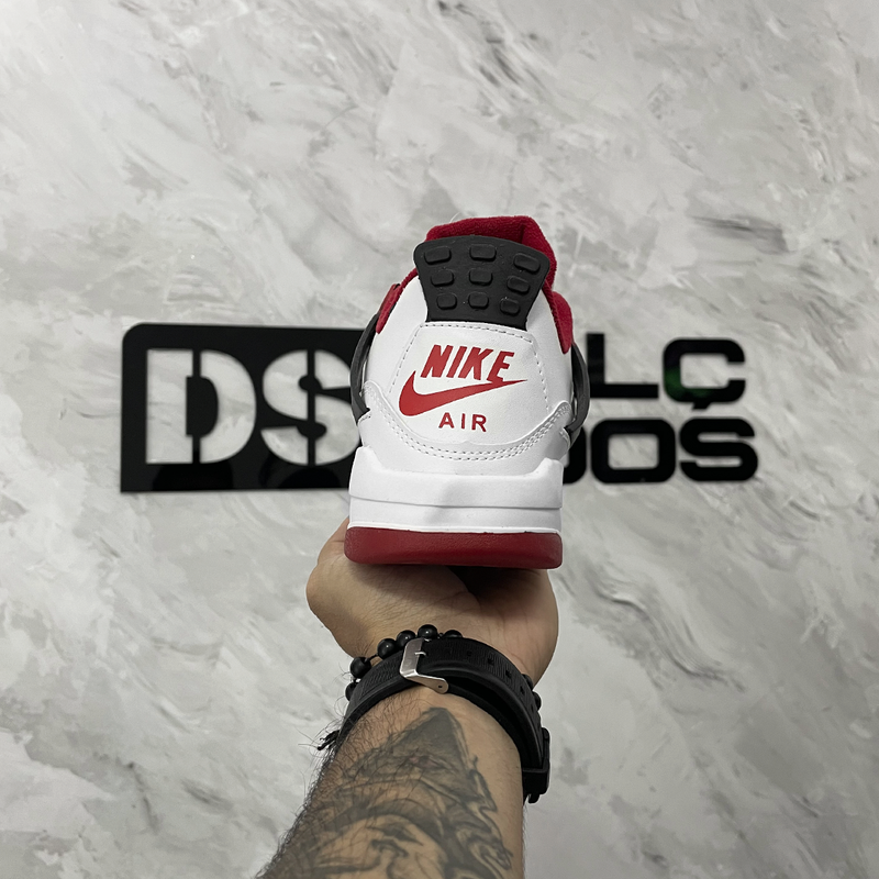 Air Jordan 4 Retro Branco/Vermelho