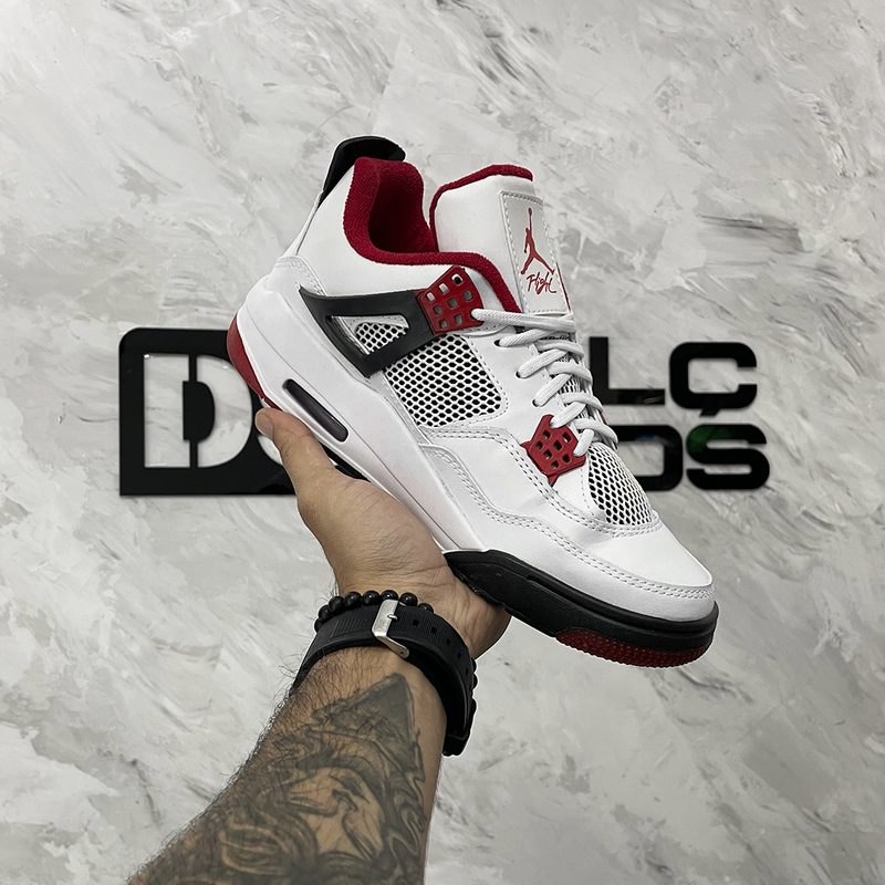 Air Jordan 4 Retro